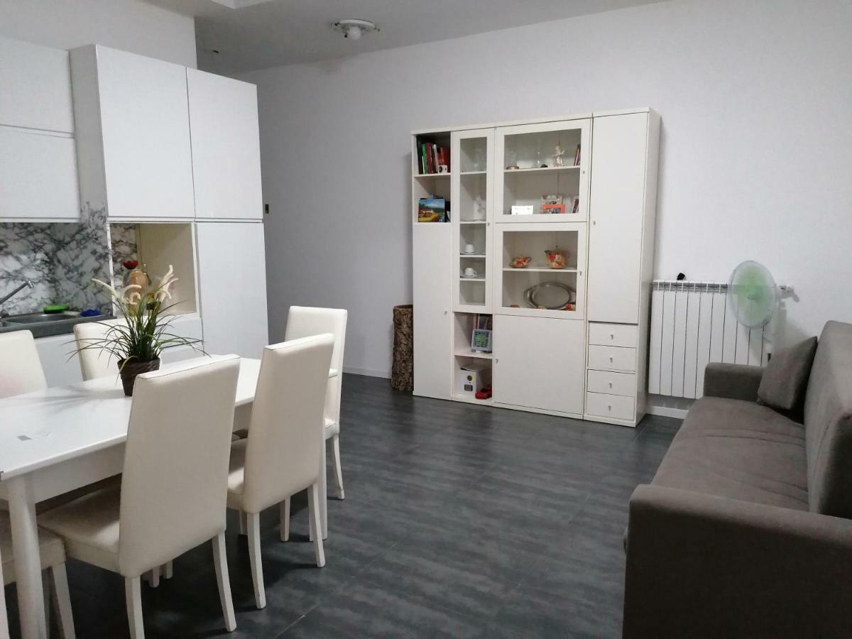 Hotel casa nuccia 2 Milano Esterno foto
